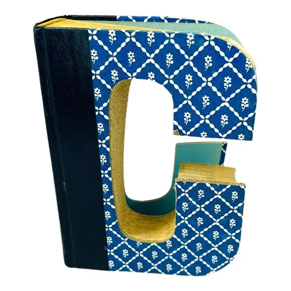 Letter C Shaped Book Hand Carved Reader’s Digest Condensed Books 1984 - Picture 1 of 7